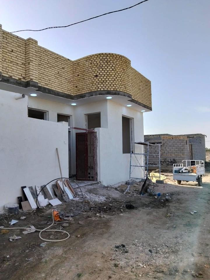 يــااللـه اللـــهم صــــلي عـــلى مــحمد والـ مـحمـد
يـتوفر بيـت زراعـي طـابق واحـد الـمساحه110مـتر  بـنـاء حــديث فـول

الـبيـت بنـاء طـابوك صـب كـونكريت مـسلح ربـاط صـب كـونكريـت 

حـالين فـارغ الـبيت هسه كمل يـتكون مـن غـرفه وصـاله وسـتقبال كبير

مـنور صـحيات داخـل وخـارج سـتاره عـاليه مترين ونص وجاهز الـبيـت 

الـسعر جـوه الـسوك 55وبي مجال الـشراي كـافه الـخدمات مـتوفره 

شارع 10مـتر مدارس كهرباء مجاري ثقـيل وخـفيف إنترنيت ضـوي جاهز

الــموقع الـنـاصــريه سـدينـاويـه قـرب صـفي الـدين يم مجمع بشير 

_______________________________
عندك بيت للبيع او #للايجار دزلي تفاصيله وسعره ع الخاص بيع وإيجارات سريعه ان شاء الله والتسهيل من الله / تفضلوا خاص اوالاتصال على الرقم التالي 
__________***********___________
وسنكون في خدمتكم غايتنا رضاكم والمصداقية في العمل شعارنا
