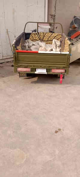 ستوته لبيع موديل ٢٠١٨ كهربايات شغلا مكفولا اوراق وشاصي تخم تاير جوبلس  ***********
