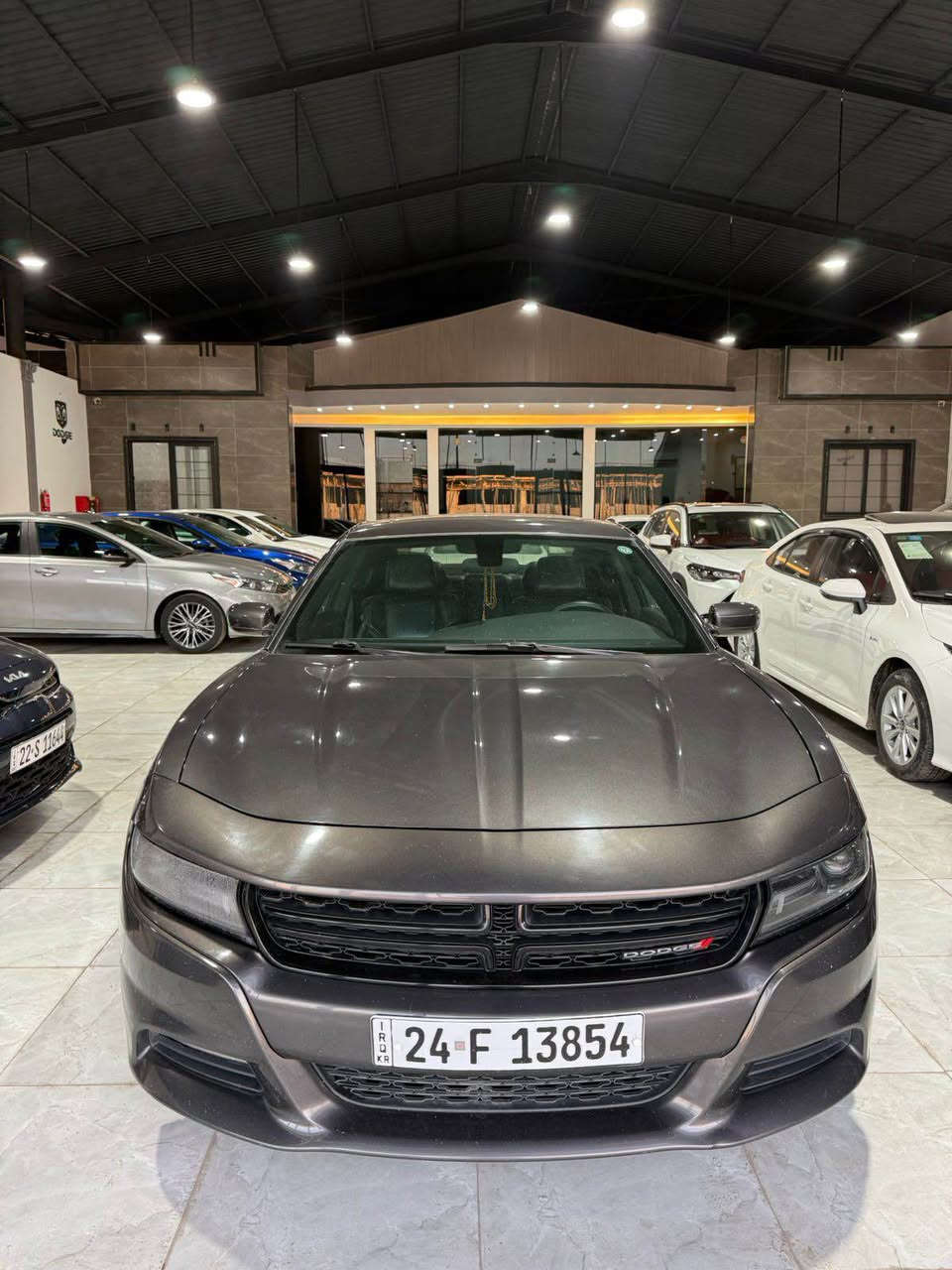 جارجر 2019 كلين 
بيها باب مفتوح كارت شبر 
 كشنات خزن جلد 
***********
*********** أربيل, العراق
