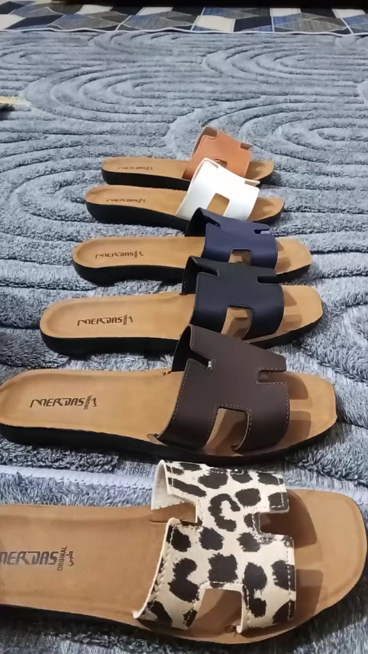 شحاطات نسايي موديل هرمز  متوفر ب6 الوان قياسات كامله 36ل 41 سعر قطعه 3500 تخفيضات الحك #لايك #اكسبلور #احذيه #احساس


**إذا كنت صاحب هذا الإعلان وتريد حذفه لأي سبب، رجاءا أرسل رسالة إلى الدعم الفني**