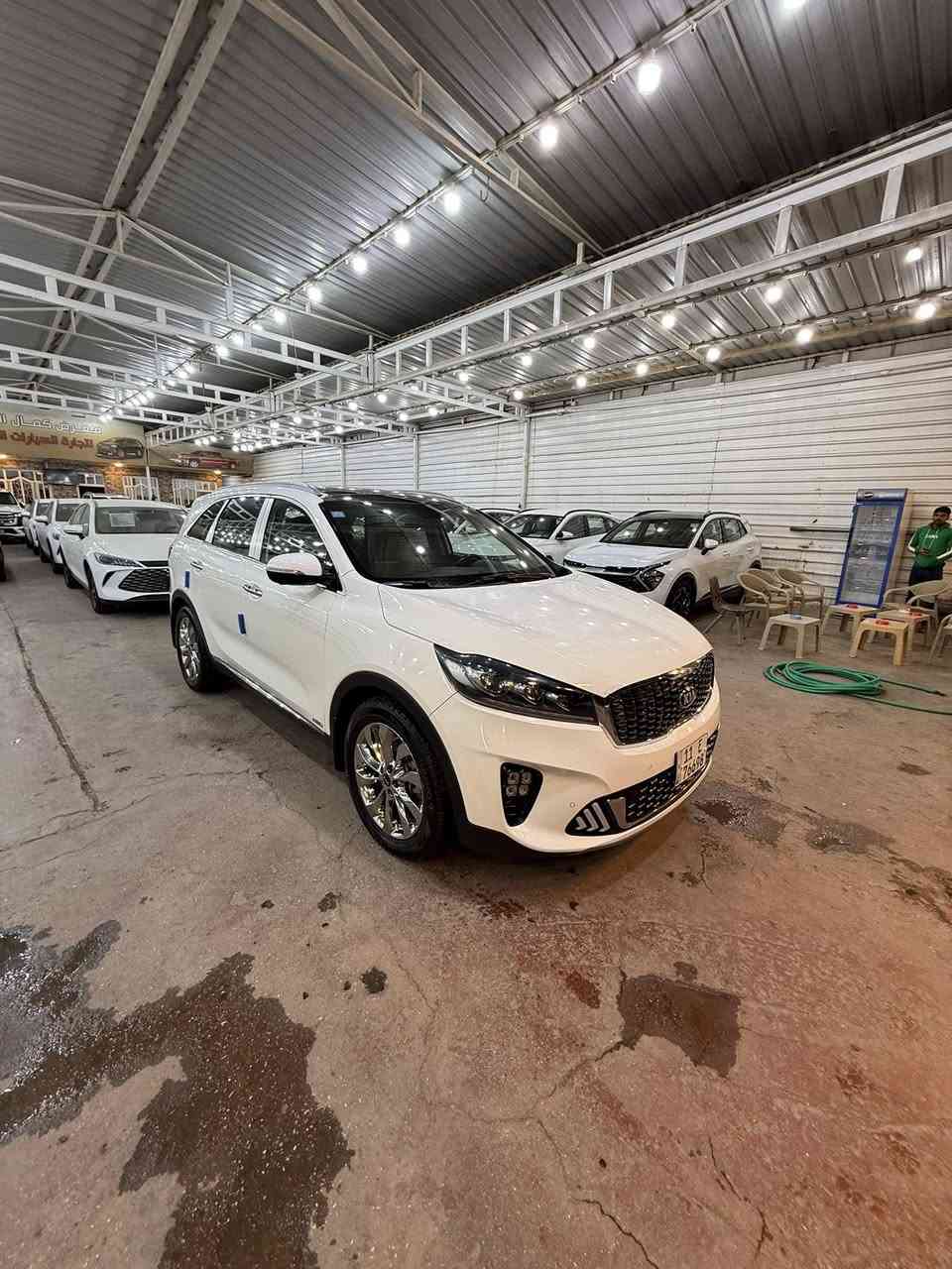 🌹🌹تحية طيبة🌹🌹
كيا سورنتو 2020 فول الفول 
خليجي ضمان الدولية 
اعلى مواصفات بلسورنتو 
مكفولة من الحادث بيه باردين بسيطات 
وكم حالوبه بلبنيد خفيفات ميبين
سونار مرفق
مواصفات 
اربع كامرات / حار بارد / فور ويل / دبل شباج
اعلى مواصفات 
ماشية 42 الف كيلو حقيقي شرط الفحص 
كير مكينة مكفوله
ترايه تراي زيرو 
رقم بغداد الجديد باسمي
السعر اكتب 1 بلتعليقات او اتصل وبخدمتك
مكاني بغداد معارض الكريعات
***********
