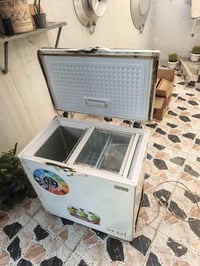 ثلاجة • مستعملة