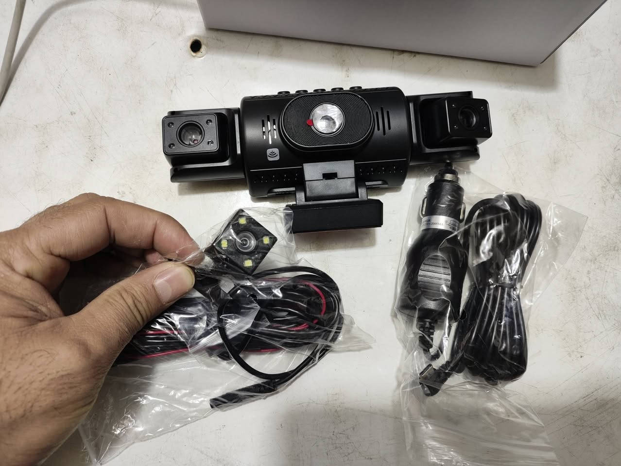 داش كم وايفاي اربع كامرات ب35الف فقط أهلا وسهلا اخويه الغالي للحجز من امزون المعتصم يرجى ارسال رساله على وات ساب رقم الهاتف *********** 
توصيل لكل المحافظات 5الف فقط
