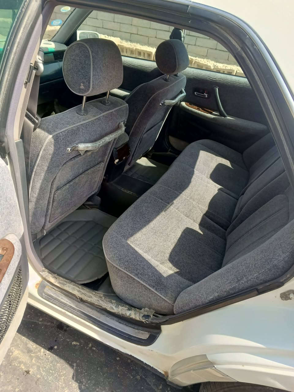 راس ثور نضيفه كلش كفاله من نقل اصوليات وعيب شرعي بسمي سياره سنويه 29تنتهي مكاني بصره قرنه هاذ رقمي*********** يحب يستفير سعر93
