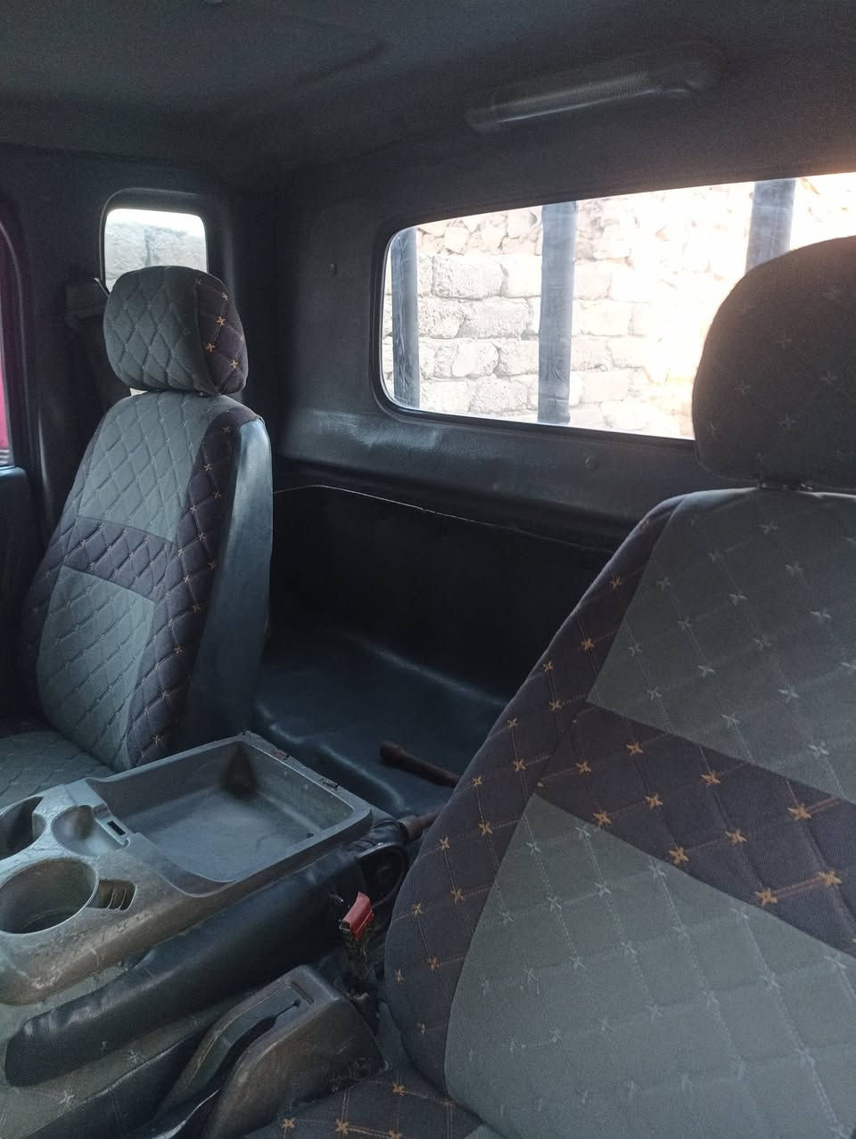 السلام عليكم كيه أم عيون رقم صلاح الدين الماني موديل/2001 كيير محرك اكسل شاصي شرط  العنوان بيجي السعر 75 وبيها مجال حك الجيه/***********
