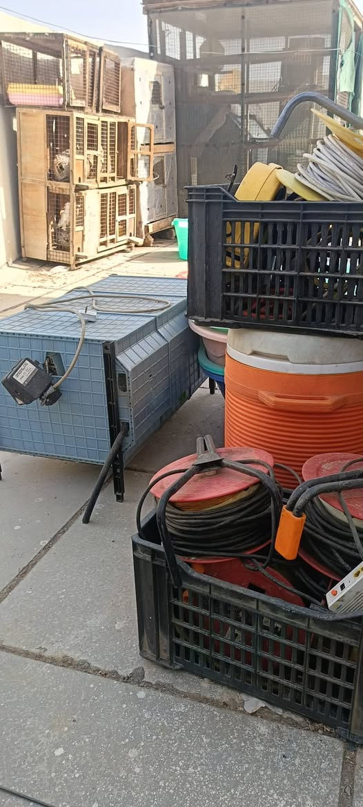 هاي غراض لبيع وهواي هنة من يجي شراي ويشوف لسعار


**إذا كنت صاحب هذا الإعلان وتريد حذفه لأي سبب، رجاءا أرسل رسالة إلى الدعم الفني**