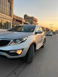 اخوان  سبورتج 11 خليجي ماشيه 127 جديده سياره مال بيت  فول مواصفات واحد...