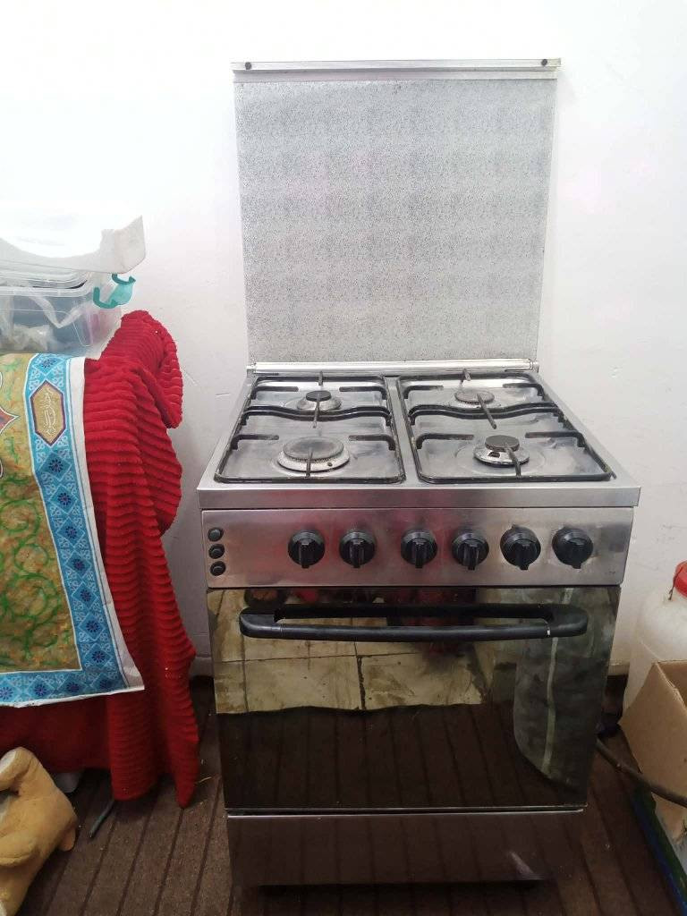 طباخ جدا نظيف شغال ع فحص 4عيوان وفرن
ب125
نجف


**إذا كنت صاحب هذا الإعلان وتريد حذفه لأي سبب، رجاءا أرسل رسالة إلى الدعم الفني**