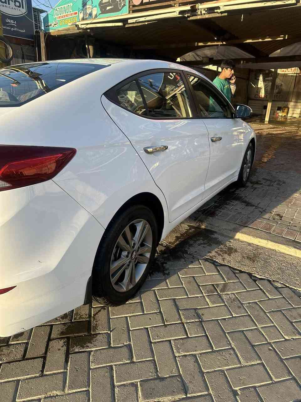 السلام عليكم
النترا 17 خليجي ابيض 

رقم بغداد الماني باسمي 

تحويل مباشر

ماشيه 102 

محرك 2000

كير اي تي مرغوب

3 انضمة قيادة ايكو نورمال سبورت

قطعتين تبريد امامي خلفي 

شاشة بلوتوث مخارج يو اس بي

كامره خلفيه دواره

حساسات خلفيه

فتحه سقف 

تحكمات ستيرن 

5 ويل كب

كير ومكينه جداد مامفتوحات

فتح و صبغ ربع باب السائق وتبديل جاملغ امامي بلادي اصلي وبارد بالنيد ربعه

دعاميات مبدله بلادي اصلي

نواقصها حداديه صدر امامي 

السعر 140
مكاني بغداد الكرخ العامرية او حي الجامعة 

للأستفسار ***********
