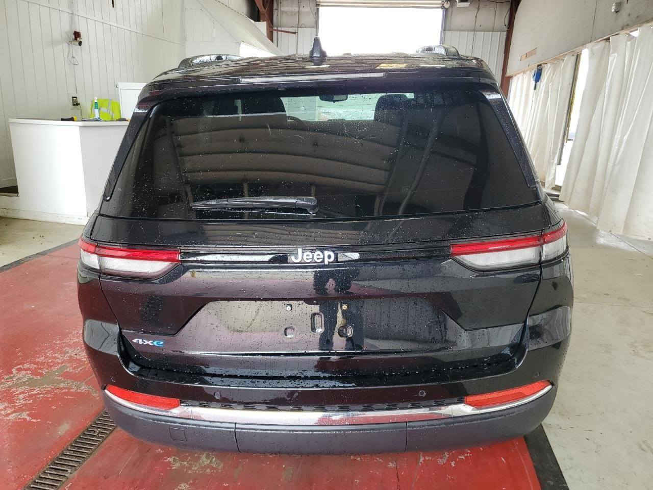 ♤ للبيع فقط ♤

!! Jeep Grand Cherokee Hybrid 4Xe 2024 !!

               👌 فول مواصفات 💯

                                     🆕 ️رقم مؤقت 🆕️

🛣 المسافة المقطوعة : 2000 ميل

                                   SUV ↔️ 4Xe 🚙

🖥 شاشة دشبول ديجتال 

💻 شاشة كبيرة ديجتال 

⚙️ تحكمات ستيرن جهتين 

🫆بصمة 

⬅️ تشغيل عن بعد

🔊 دمام خلفي

🪑 5 راكب ➕️ كشنات جلد 

♏️ ️كشنات  الأمامية كهرباء ➕️ خزن 

⚡️ صندوك كهرباء

📯 حساسات أمامية ➕️ خلفية

❄️ تبريد قطعتين

⬅️ أشاير بالمريات

🛰 رادارأمامي 360

🛤 تحديد المسار ( Lane Assist )

〽️ نقطة عمياء ( Blind Spot )

⬅️ ثلاث وضعيات قيادة 🏎 Normal 🚙 Sport 🐢 Eco ⚡️EV 🔌 Plug In

🌠🌫 بنوراما وضعيتين 

🖱 كير ماوس

⛰️ 🏔 نظام منحدرات

♨️ هيترات بالكشنات 

🛞 ويل كب كروم

🔦 لايتات زينون 

🌞 لدات نهاري 

💡بكلايت لدات

🌫😶‍🌫️ كشافات

🫆بصمات أبواب

⚡️ هاند بريك كهرباء ➕️ ( Auto Hold )

⛷️  مانع انزلاق( ABS ➕️ Traction Control )

السيارة وارد امريكا دخول جديد حادث بسيط بدون دواخل وشواصي و جميع الايباكات سليمة

☎️☎️ للأستفسار
*********** ➖️ على الخاص بغداد, العراق
