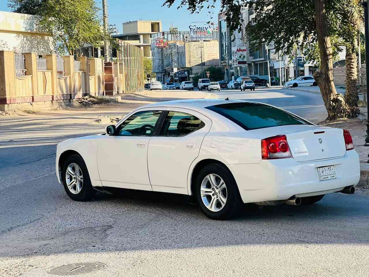 جارجر مديل 2009 سعر 98 قابل للتفاوض الأستفسار اتصل *********** مكفوله من ضربه وتبديل بيها صبغ 3 قطع كلير فقط بدون دواخل والباقي كفاله عامه مواصفات شاشه كبيره تحكم ستيرن قطعتين تبريد مري كهربائي حساسات خلفيه مكينه سته 6️⃣ سلندر 3500 مكينه وكير مكفولات حته من الفتح حداديه جديده تخم تاير تبريد تدفئه شغال مشروع وطني سنويه ل 29 مكان سياره كربلاء
