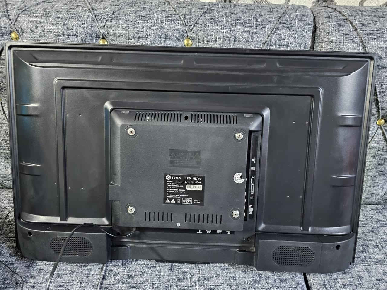 السلام عليكم بلازما حجم 32 ام نت ماركه ليون شغاله كلش نظيفه تدعم جميع المنافذ مع الريموت نظيفه كلش 
سعرها,80 الف  مكاني بغداد مدينه الصدر رقمي***********
