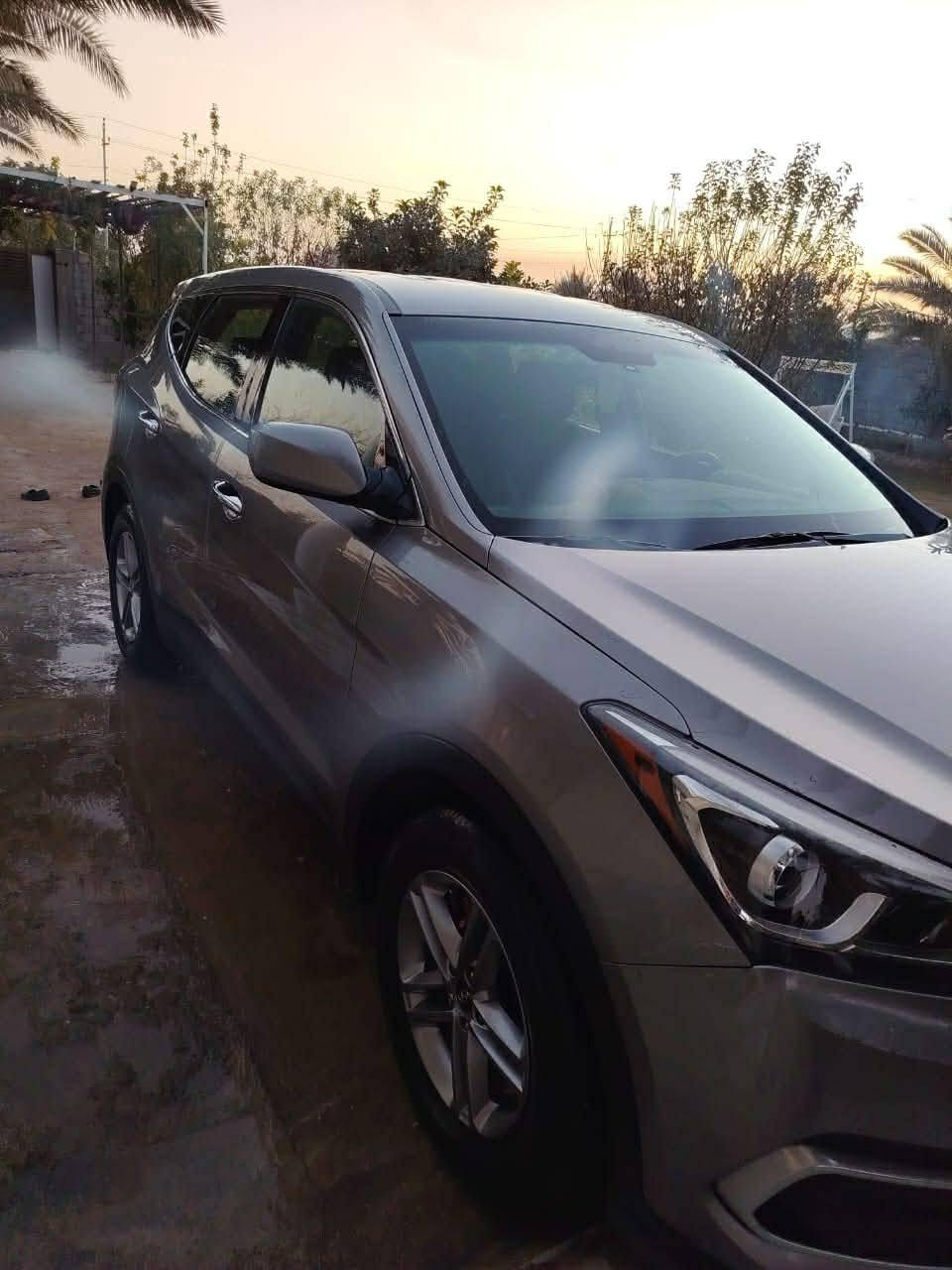 سلام عليكم بيع مستعجل سنتافي موديل ١٨ وارد امريكي حادثه الدعاميه فقط مكان بابل والرقم بابل السعر ١٦٠ وبيه مجال حك الجيه التواصل على هاذي الرقم(***********)
