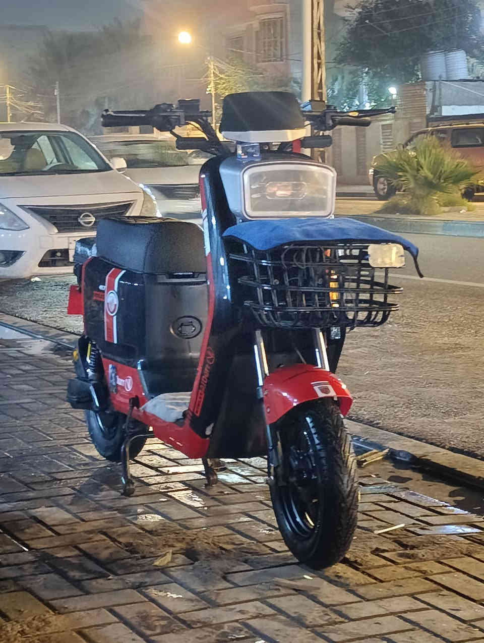 للبيع 450الف
القبلة حي المهندسين
***********
