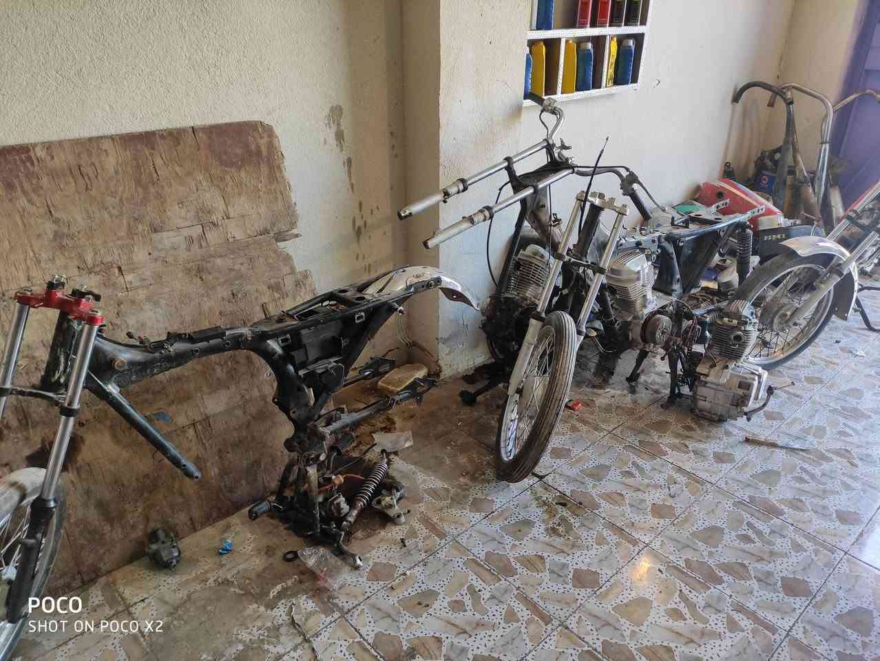 شواصي كلك للبيع بيهن رقم شاصي موجود اسعر لواحد 100 قفل من لخير شراي يخابر ***********
