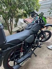 دايوان للبيع موديل 25 ستخدام شخصي ماشية1500/السعر مليونين و 600 مكاني ...