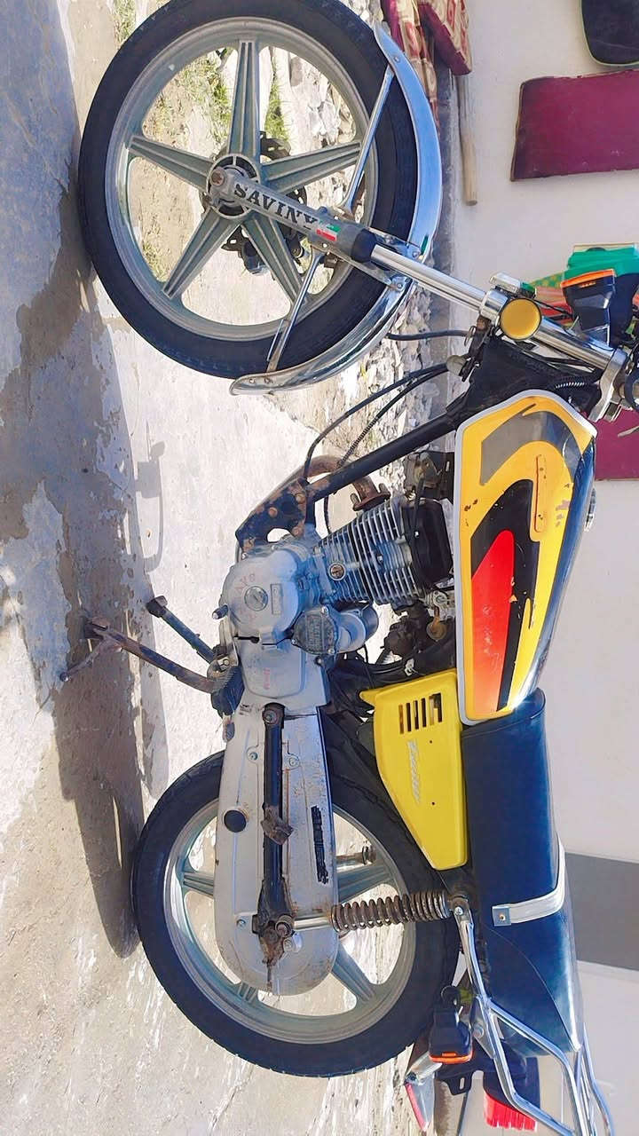 سلام عليكم شباب سفانه موديل.    2023    قم شاصي وبليته موجوتات وراق ضائعه دبل سيم دراجه خير من الله سعر 300وبيه مجال حك جيه مروس عادي  شعندك نزل ستوته دراجه تصال ***********
