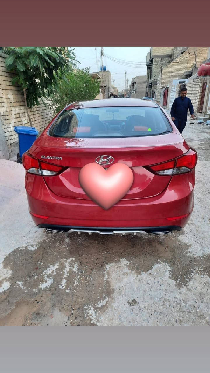 انترى لبيع موديل 2015 سعرها شدة وعشرة 
***********
