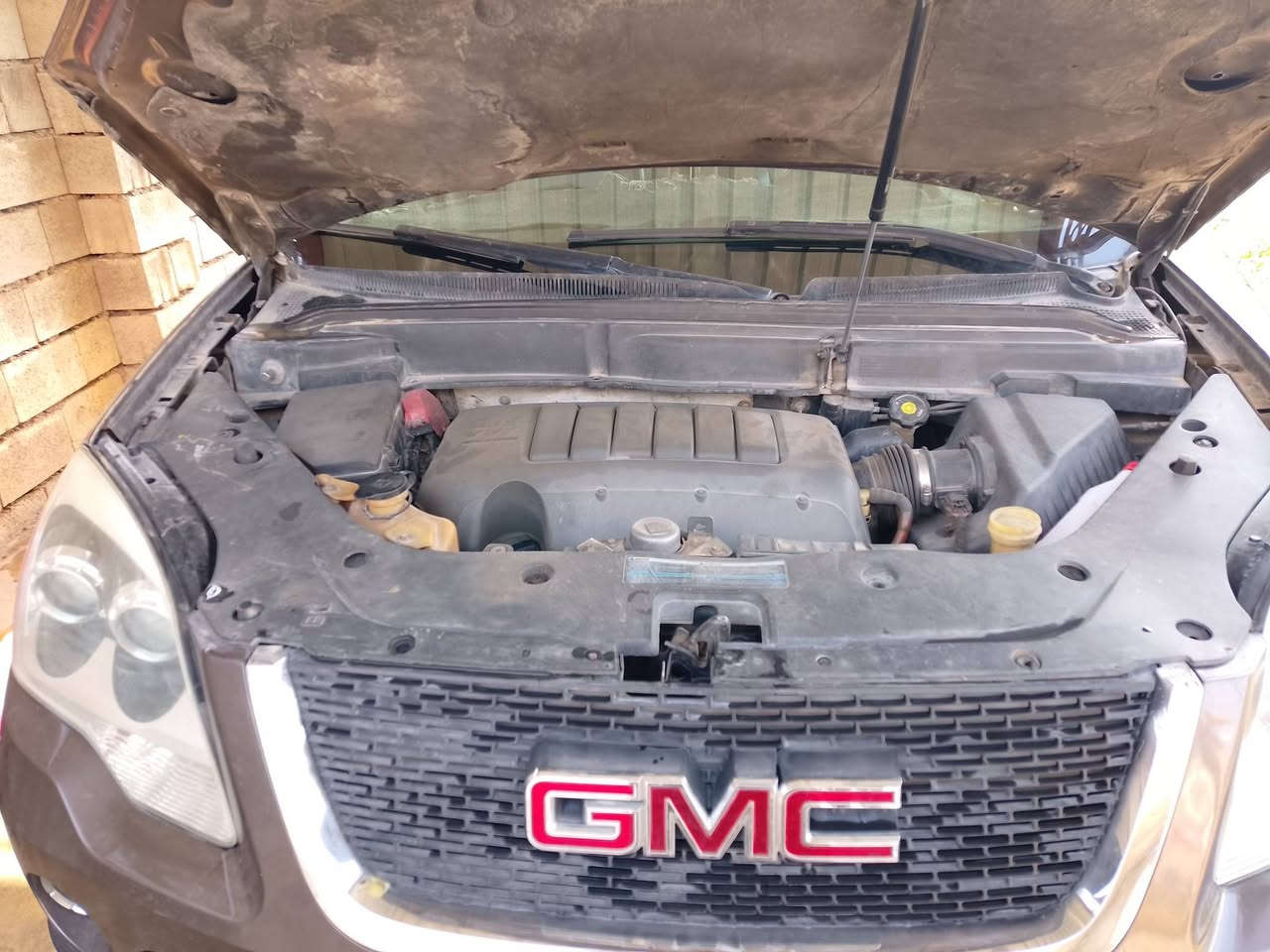 جمسي اكاديا موديل 9 سبعه راكب رقم نينوى مشروع وطني رقم انكليزي سنويا لل31 فول مواصفات مراوس ابجارجر سونانته السياره عايزها تبريد وصدر محرك وكير شرط سته سلندر 3600هاتف ***********
