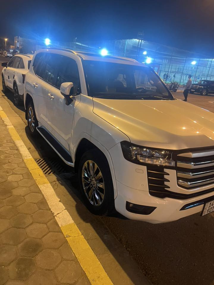 لاندكروز وكاله ساز موديل ٢٢ رقم بصرة
مواصفات وكاله ساز معروفه ( شاشه تطبيق ومقاعد جلد اصلي وتبريد بالمقاعد ) 

تنفس طبيعي بدون تيربو مكينه ٤ الاف .  

مغلفه ppf والتايرات جدد ،  

العداد ٨٤ الف 

مكفوله من الصبغ والحادث بيها باردين بسيطات بالمدكر الامامي الايمن عكس السايق  والباب الخلفي جهة السائق 

السياره مكانها بالبصرة ورقمها بصرة بأسمي 

السعر ٦٢٠ بيها شوي مجال للجيه فقط

 

للاستفسار الاتصال ***********
