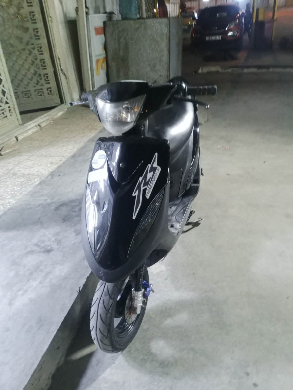 سلام عليكم دراجه للبيع ماكس بلاديه مال جناي حلوه مرتبه مابيها كل نقص سعر 650لعلوان بغداد الزعفرانيه *********** اتصل وتدلل 🩷
