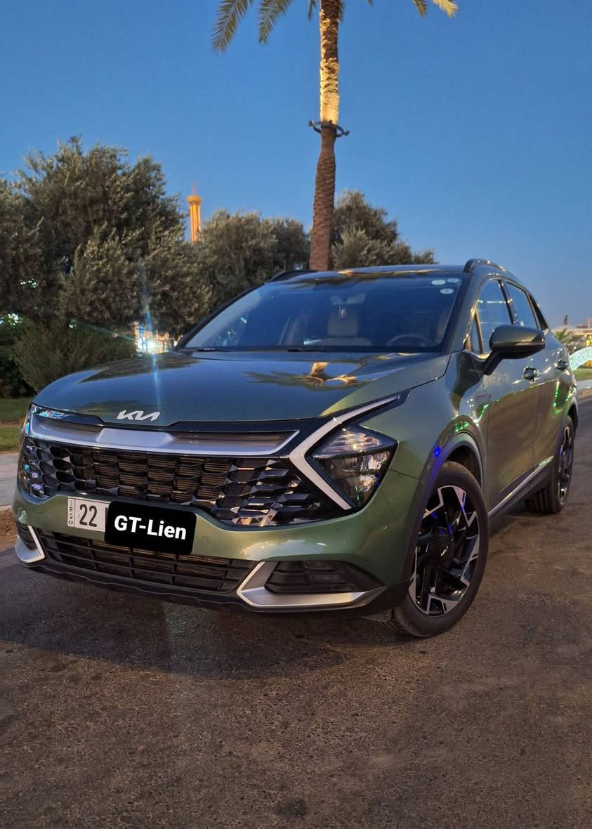 للبيع كيا سبورتاج 2023 خليجي 

السيارة وارد خليجي 
▪️فل كامل 1/1 مواصفات GT-Line 
يعني قفلة السبورتج شيجي ببالك مواصفات موجوده بيها
▪️محرك 4 سلندر سعة 2.0 دوش
يعني انسى الدوانز
▪️لون مميز جدا (زيتوني شذرة الميتالك)

المواصفات

▪️بانوراما كاملة
▪️مقاعد جلد مع تبريد وتدفئة للمقاعد
▪️تحكم كهربائي للمقاعد الامامية
▪️تدفئة ستيرن
▪️كاميرات خلفية وحساسات أمامية وخلفية
▪️رادار جانبي 
▪️نقطة عمياء مع التحذيرات المخاطر 
▪️مثبت سرعة ذكي، المحافظة على المسار
▪️شاشة كبيرة وعدادات ديجيتال
▪️اندرويد اوتو ، ابل كار بلي
▪️تشغيل بصمة ودخول ذكي
▪️تشغيل عن بعد 
▪️ويل GT-Line الرياضية
▪️باب خلفي كهربائي
▪️إضاءة LED كاملة  
▪️كشاف زينون
وباقي المواصفات GT-Line المعروفه
رقم اربيل هزة وفحص جديدة شرط تحويل ثاني يوم

رقم المالك : ***********
