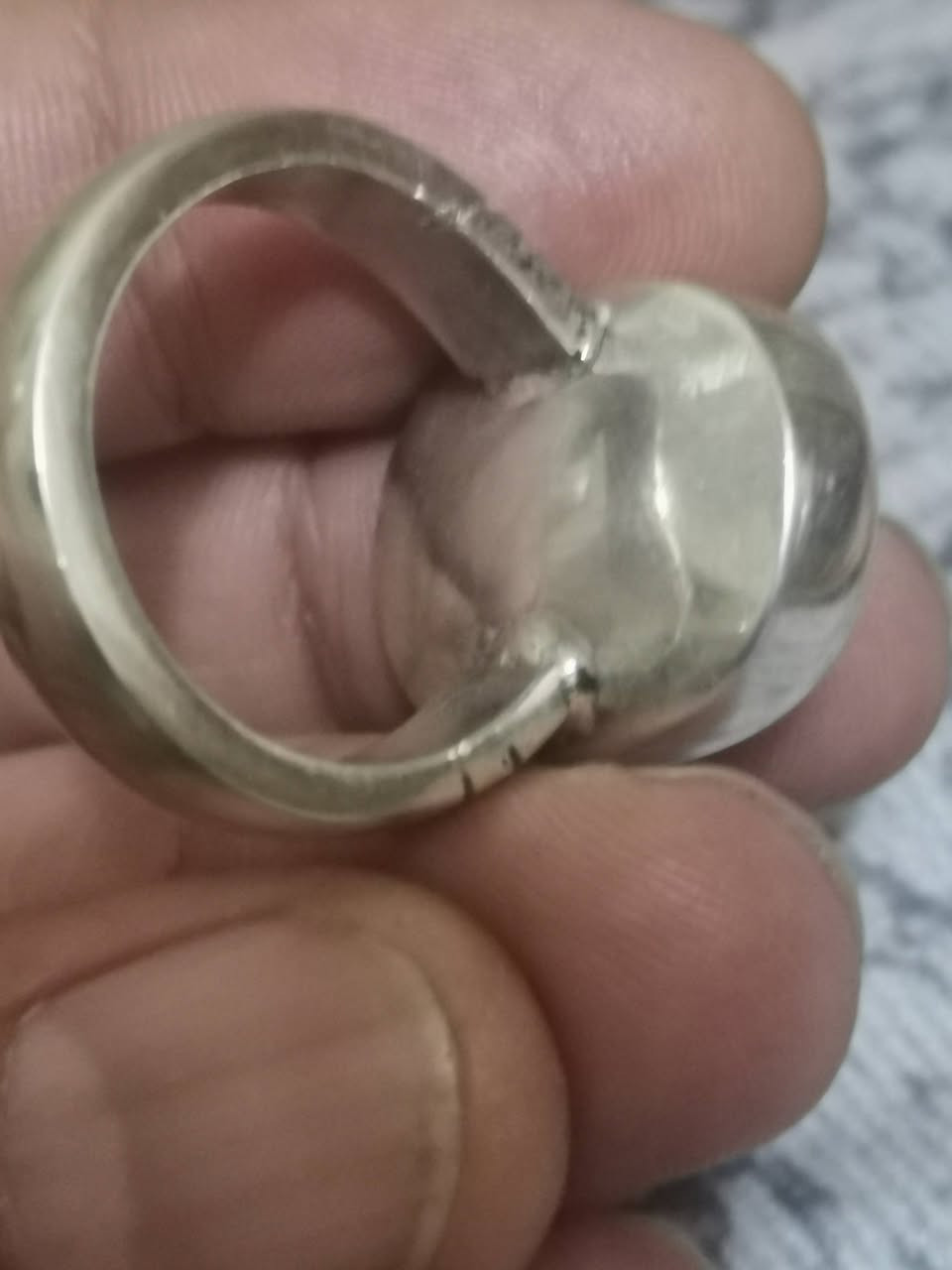 خاتم عقيق يماني مخطوط اية الكرسي المباركة صياغه يدويه ثقيله الحجر ٢سم × ١.٥سم قياس ٢٣ الوزن ١٧.٩٢ غرام السعر ٩٥ الف مع التوصيل


**إذا كنت صاحب هذا الإعلان وتريد حذفه لأي سبب، رجاءا أرسل رسالة إلى الدعم الفني**