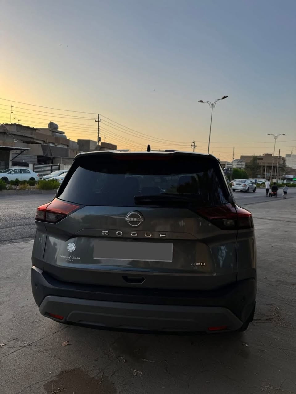 ‏2023 𝐍𝐈𝐒𝐒𝐀𝐍 𝐑𝐎𝐆𝐔𝐄-,𝐀𝐖𝐃
مراوس حسب القناعه 
نيسان روك موديل : 2023
عداد المسافة :10000 الف
اللوان : نفطي 
حجم المحرك : 1.600TL (3),سلندر مبرمجه ع بانزين عادي يعني تنسه دوانز 
ملاحظة السيارة : فقط جاملغ  وبنيد صبغ بدون دواخل. وقطعتين كلير امريكا  %100
بدون الاربـــاکــات
المواصفات :-AWD
دةبل اكسل AWD 
‏‎بصمة تشغيل 
شاشة ايباد
‏‎كاميرا
هاند بريك بصمة
اوتو هولد :    Auto Hold
اوتو ستارات : Auto Stard 
اوتو ستارات : Auto Stop‎
رادار امامي (تحديد مسار)
‏‎رادار جانبي (نقاط عمياء)
‏‎رادار خلفي (التحذير من الاصطدام)
‏‎حساسات خلفي
نظام : OFF-ROAD
نظام : SHOW
نظام : ECO
نظام : AUTO
نظام : SPORT
كشنات هيتر
ستيرين هيتر
تحكيم ستيرين
تبريد لمس
تبريد مركزي
لايتات ليد زينون 
بكلايتات LED
ويل كروم
‏‎تفاصيل اكثر الاتصال علی ارقام التاليه 
‏WhatsApp -
☎️***********
