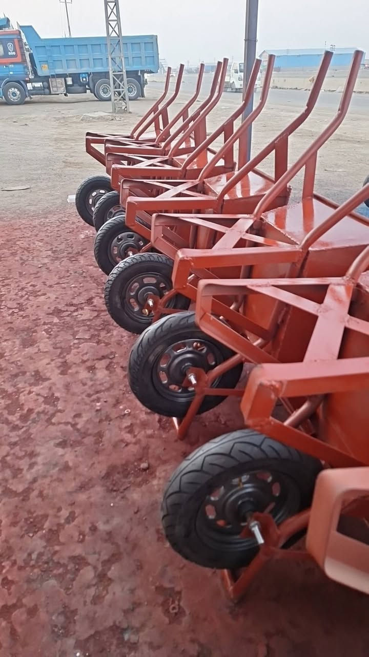 عمل وانتاج توزيع كافة المحافظات 
عربانة نوع خفيف سعر ٣٠ الف 
عربانة نوع وسط سعر٤٥ الف 
عربانة نوع ثقيل ٦٥ الف 
عنوان بغداد جرف النداف 
اتصال واتساب ***********
