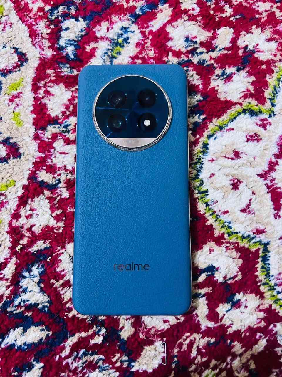 السلام عليكم جهاز ريلمي 13برو ذاكرة 512 يصير تخلي بيه شريحتين جهاز اخو جديد استخدام شهر كامل ملحقات تجي وتشوف بعينك سعر 375 وبيه مجال قليل تواصل *********** عمارة, ميسان
