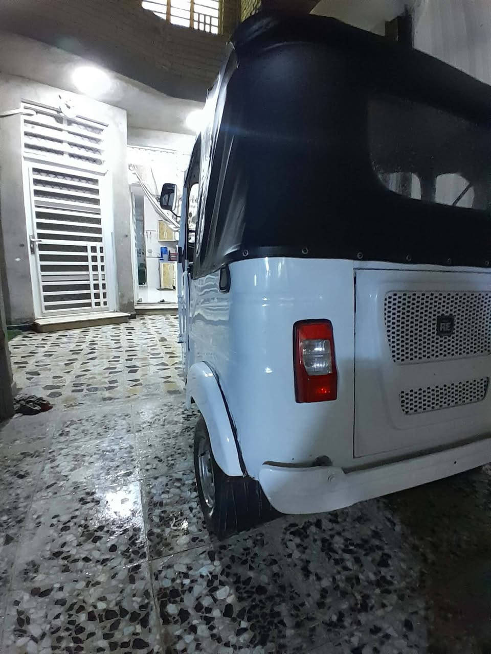 سلام عليكم تكتك لبيع 2021 تكتك نضيفة مكاني بغداد رقمها كربلاء تحويل ثاني يوم مكاني كمالية العبيدي بش الشراي يتصل ***********
