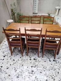 ميز طعام • ١٤٠سم