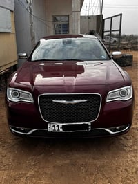 كلايسلر اوباما 2018 AWD السيارة ماشية 133 كم   فول مواصفات رادار ، مري...