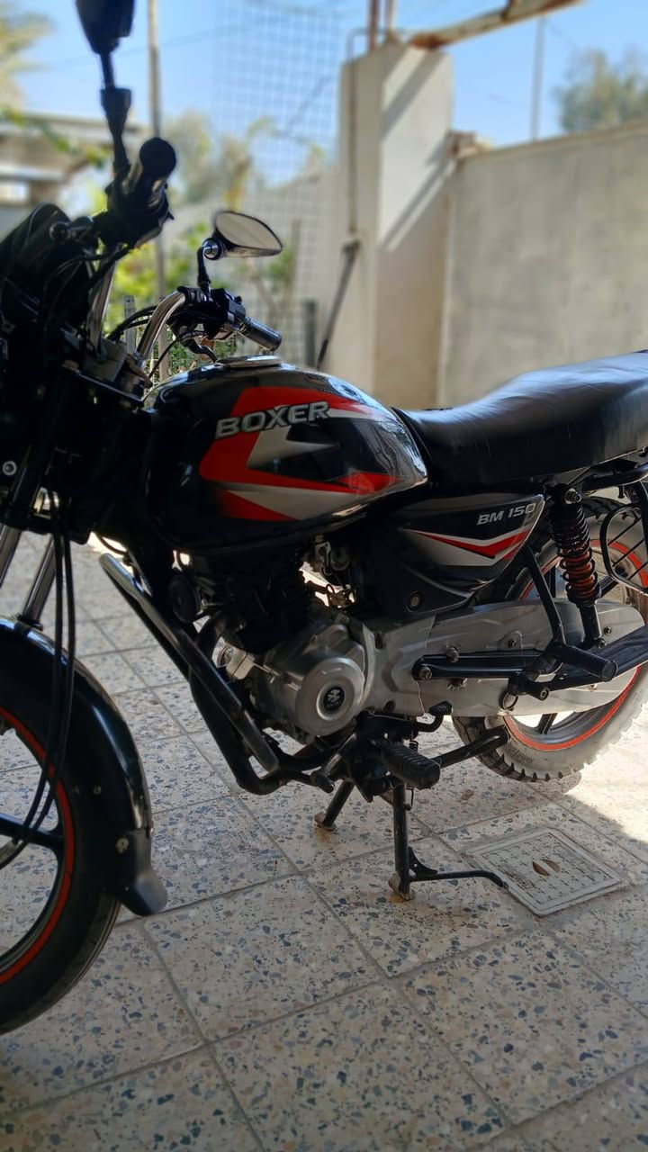 #يالله 
مكلف بلنشر 👍
بوكسر موديل 22 
مرقم ديالى 
مكينه مكفوله من اي تصليح 
الدراجه مكفوله من اي حادث 
خير من الله دراجه حلوة كاعدة 
#السعر  مليونين و 100 بيها مجال حك الجيه  
#العنوان بعقوبه / بهرز 
#رقم صاحب الدراجه ‏‪***********‬‏
