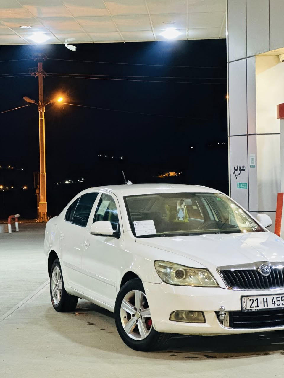 skoda ociavia 2013
شكۆدا ٢٠١٣ بۆ فرۆشتن
پیشتر تەكسی بووە
ڕەقەم و سەنەوی تا ٢٠٣٠ تازیە
گێڕ و مەكینەی بە شەرت ١٨ تۆربۆ
گێر عادی
سەیارەكە بێ مەسرەفوو توندوو تۆڵە هەموو گیانی مەزبوتە و ئیش ئەكات
كامل زینۆنی لەسەرە
هەموو گیانی بە شەرت
شوێن پیرەمەگروون
***********
بۆ سعر چات یان تێك كەن
