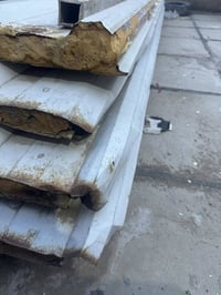 سندويج للبيع  استخدام سنه   مكاني بغداد الكرخ            200 الف ابيع ...