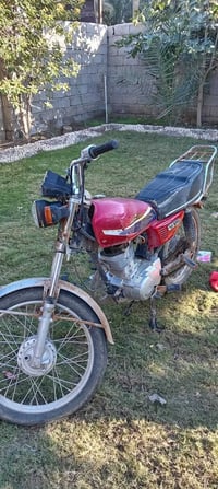 دراجه اربعه تعمير ٢٣ أوراقه ضايعه يمي  والشراي يتصل  الخاص مغلق 077182...