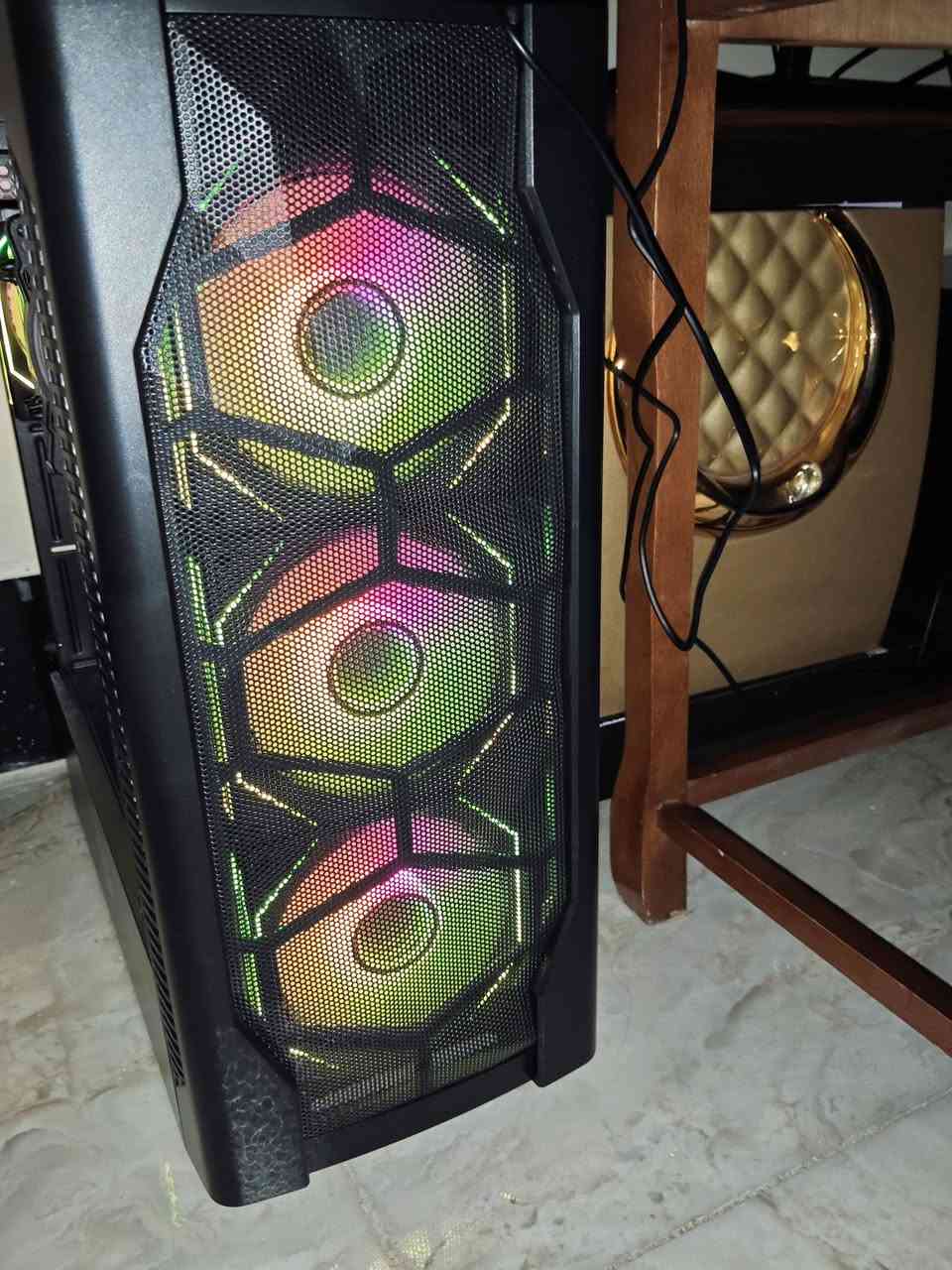 كارت شاشة: RX 580
معالج: Intel Xeon E5
بور سبلاي: خمسمية وخمسين واط
رام: 16 DDR4
التخزين: SSD 512
السعر: 350 ألف
تواصل: واتساب فقط – ***********
