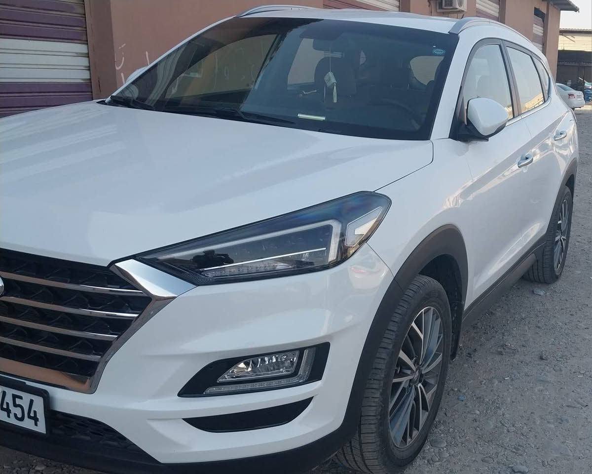 هونداي توكسون
2019
ماشية 61 الف كم
لايت ليد
5 عدسات كاصد 
زنون 
شغال
2 كشن كهرباء +جلد بلادى
بدون بانوراما 
بدون صبخ  مكفوله واضح بل سونار 

رقم صاحب سيارة 
***********
*********** كركوك, العراق
