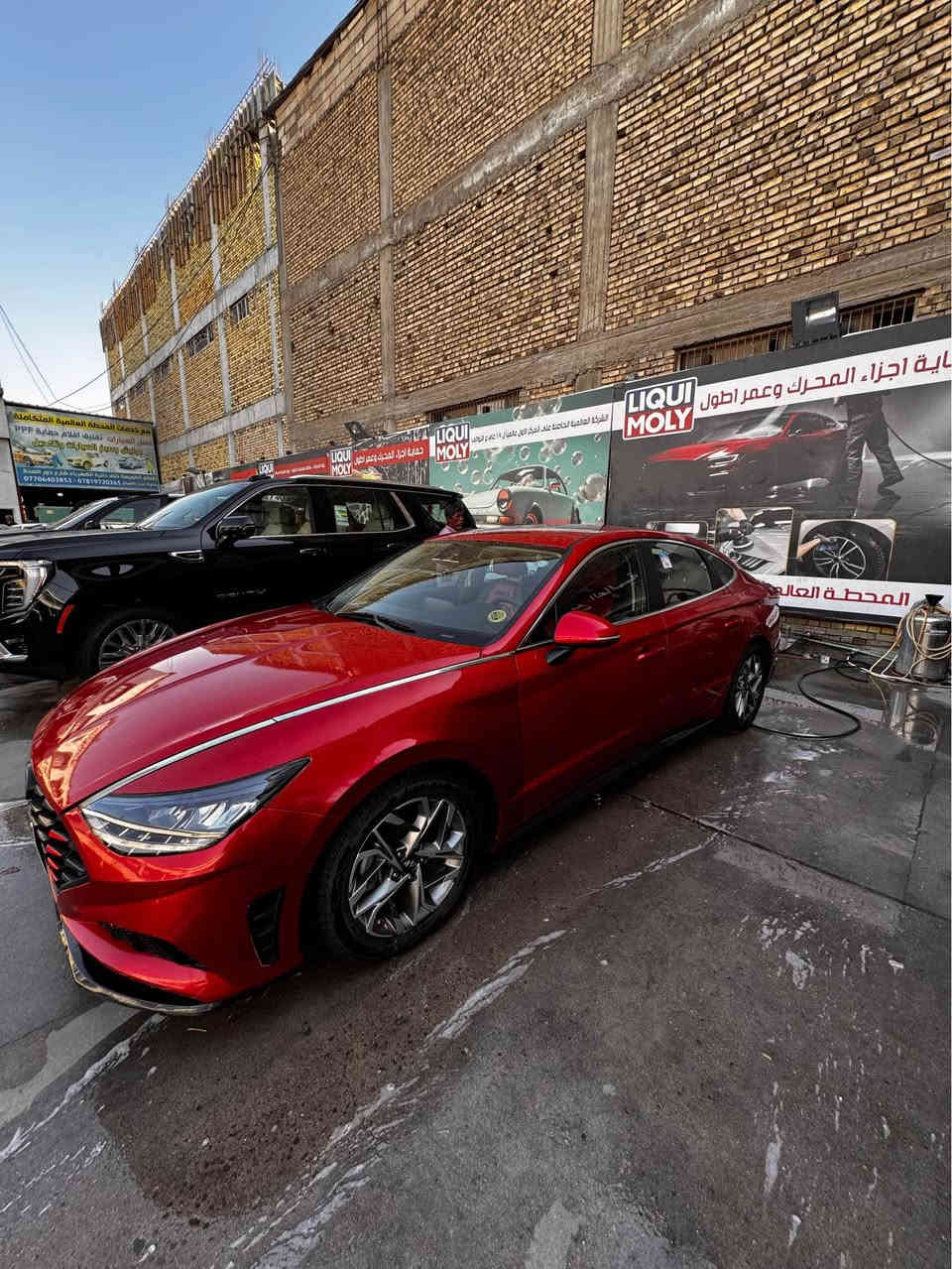 السلام سوناتا 2022 
السياره وارد امريكي حادثه جدا خفيف فقط جاملغ الامامي الايسر مسروق يعني ما متأذيه السياره 
الايرباك سليم والشواصي واللغود كلهن سليمات

المواصفات - بصمه -تشغيل عن بعد -رادارات خلفيه واماميه وجانبيه -نقاط عمياء- تحديد مسار-كروس سرعه- كشن جلد كهربائي-لايت زنون- كامره خلفيه - شاشه كبيره لمس تدعم كار بلي -اربع انواع قياده - نظام ترحيب -قياده أليه 
السعر : 175
رقم الهاتف *********** واتساب واتصال Singapore
