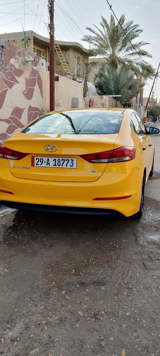 السلام عليكم ورحمه الله 
النترا 18باب وجاملغ مبدلات بدون دواخل بسمنه تحويل ثاني يوم كير صارله شهر مشدود ومكينه مكفلوه ب 126وبيها مجال مكاني واسط الانوار ***********
