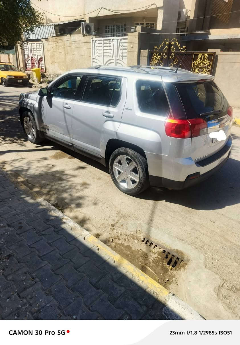 جسمي تيران ٢٠١١  ٤سلندر ٢٤٠٠ رقم بغداد مشروع وطني بأسمي تحويل مباشر السعر ٩٨$ وبيه مجال بسيط مكان كوت استفسار اتصال ***********
