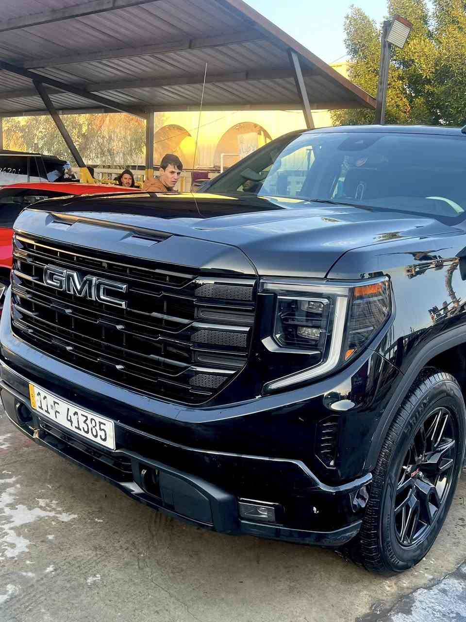 جمسي سيرا موديل2024  بلاك ادشن
سيارة جديدة جدا ماشية 36 الف كيلو

فول مواصفات باب بدي ٣ طكات تتحول درج 

 السعر 36 الف ونص وبيها مجال  🟩🟩🟩🟩  

ماشية 36 الف كيلو

ملاحظه: ضفتلها بوكس بدي كامل سعره 1000 دولار ما موجود بلصور 

رادار امامي 

نظام تحديد المسار 

نظام تحذير مرور الأشخاص 

كاميرا خلفية 

كشنات الامامية تدفئة 

الشاشة كبيره جدا احدث اصدار 

كشنات الخلفيه تدفئة

باب بدي ٣ طكات تتحول درج 

منافذ كهربائية بالبدي و كلوبات انارة داخل البدي

عدة منافذ يو اس بي داخل السيارة

اوتو ستارت 

بصمة دخول ابواب

الكشن الامامي تحكم كهربائي و خزن ميموري لوضعيات القيادة

السيارة ٤ ويل درايف  

حافظات مخزن عدد 2 داخل الكشن الخلفي 

ستيرن تحكم كهربائي و تدفئة بالستيرن و شفتات تحكم بالكير و شفتات تحكم بالمسجل 

لايت امامي  لد زنون و اشارة لد عالي ناصي اوتاماتيك 

داتا شو 

توقف ذاتي في حال حدوث خطر 

٣ انظمة قيادة جبلي طرق وعرة و رياضي و طبيعي سلس

بصمات عدد 1 للسيارة

بريك بصمة 

تشغيل عن بعد 

محرك 2700 تون تيربو يعادل 5300 حاله حال ل 8 مال جمسي واحله

كير 8نمر تعليك المرغوب 

ساعة الدشبول دجيتال بالكامل مع اماكانية تغيير شكل الدشبول 5 اشكال

السيارة سابقً كلين 

حالياً ربع جاملغ خلفي وربع الصندوك تعمير درجه أولى 

مكاني بغداد حي الجهاد  

رقم الهاتف ☎️ ‭0772 235 1933‬

مرقم بغداد تحويل ثاني يوم
