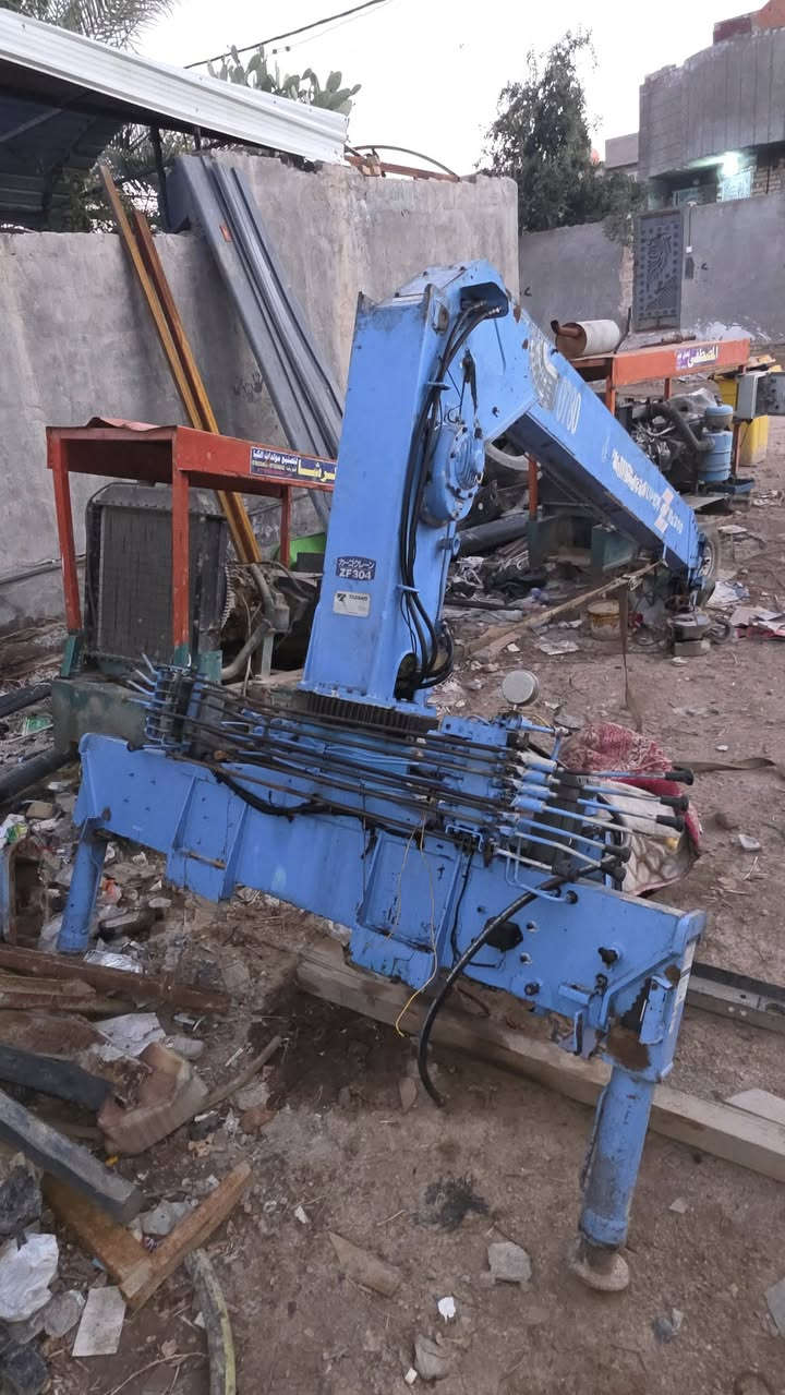 السلام عليكم
كرين للبيع FX ٣طن ۳ سلایت

***********

***********
