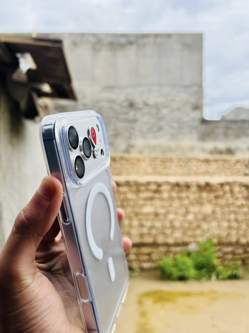 جمال التيتانيوم 🩶🥹
14 pro max 
عربي شرق اوسط 
بطاريه 81
لون بنفسجي 
شخط ما بي 
شاشه 3 خيارات شرط اصليه يم سيف سنتر 

السعر 775 الف ويرهم مراوس حسب القناعه مكاني شارع السينما 

هـ***********
