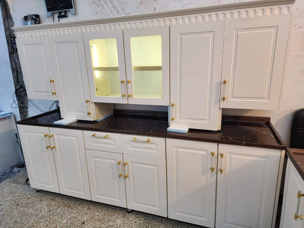 مطابخ الامير 💥جديد،💥 تفصال تزكام  
قياس مترين ونص ارضي وملحق
وسنك متر ونص. كامل مرمر
للستفسار ع خاص او تساب ***********
