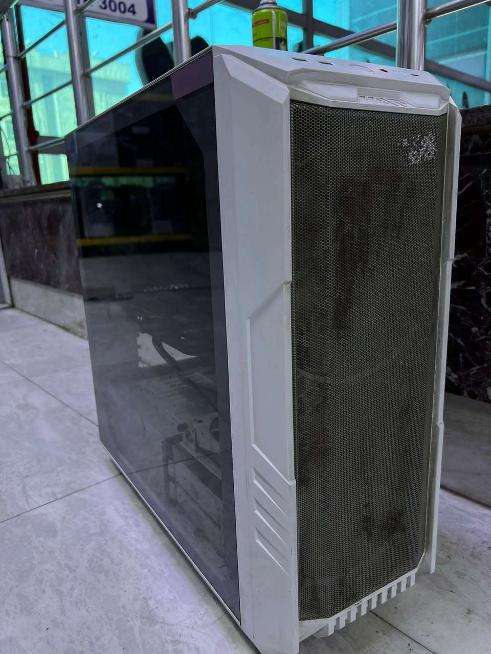 Cpu R9 7900X
RAM 64GB DDR5 RGB 4800Hz
GPU RTX 3060TI 8GB 
M.B X670 Msi WiFi 
M.2 2TB Samsung Gen4
Cooler 360Ml Frozen 
Psu 700W 
Case Cooler Master 
مليونين و 300 
و بيها مجال متوفر توصيل 
*********** 
متوفر توصيل
