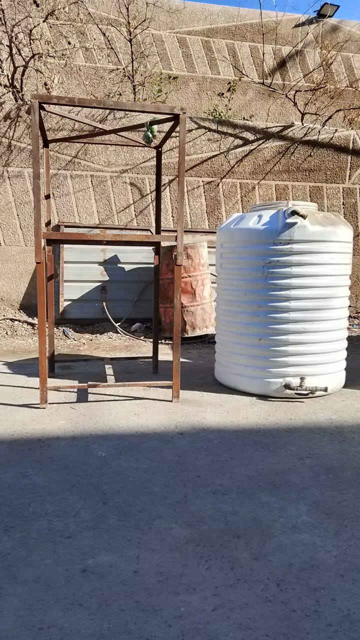 السلام عليكم غراض مطعم للبيع عرضات عدد ٢ الواحدةعلى ٢٠٠الف وطباخ فلافل ٥٠الف وهوة ملحقاته وتانكي ابو ٥٠٠ وهوة ميز٧٥الف وميز الامنيوم ١٥٠الف موجوده سلات على٥٠٠دينار وطوس كزاز على ٣٠٠٠ الف وطباخ ابو عينين على ٥٠الف المكان الخطيب الزراعي رقم *********** بي واتساب
