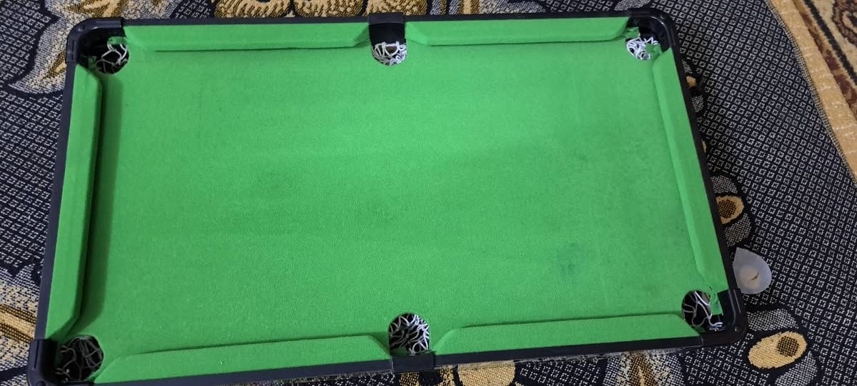 السلام عليكم
ميز بليارد حجم متوسط مع كامل ملحقاته 
السعر 35
للتواصل:***********
يتوفر توصيل بغداد و كافة المحافظات
