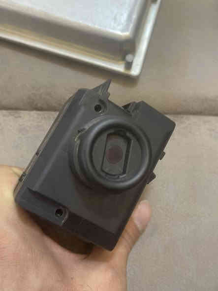 السلام عليكم عقل مارسدس وجوزه  المارسدس ٢١١ مديل٢٠٠٣ مكاني بصره  الاتصال ***********
